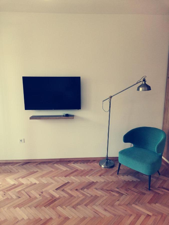Clock Tower Apartments Подгорица Экстерьер фото